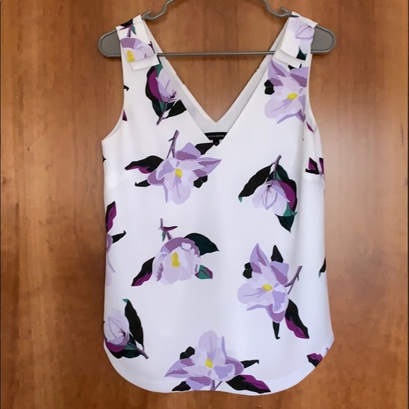 Banana Republic floral blouse🌸💜 - Picture 1 of 2